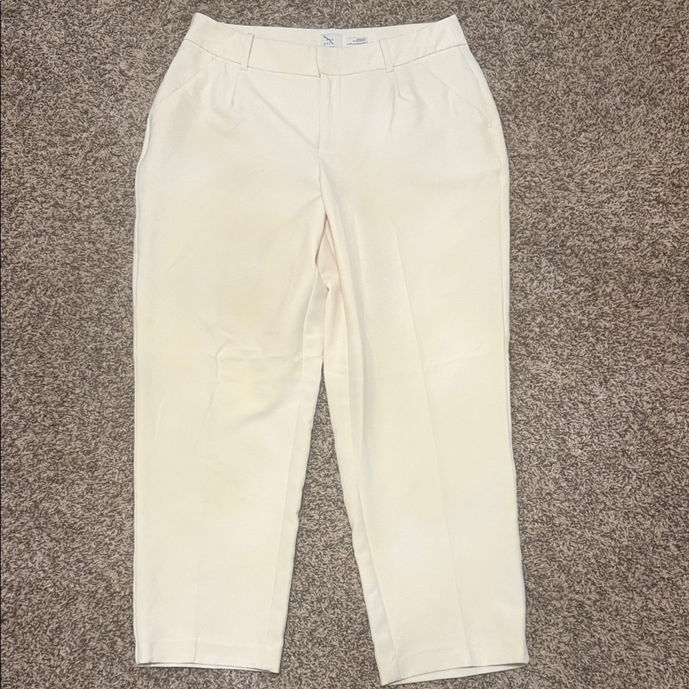 a new day Off-White Cropped Pants